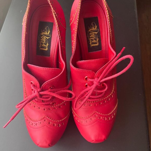 Von D Shoes- Natacha II, Fits size 8 - Picture 2 of 5